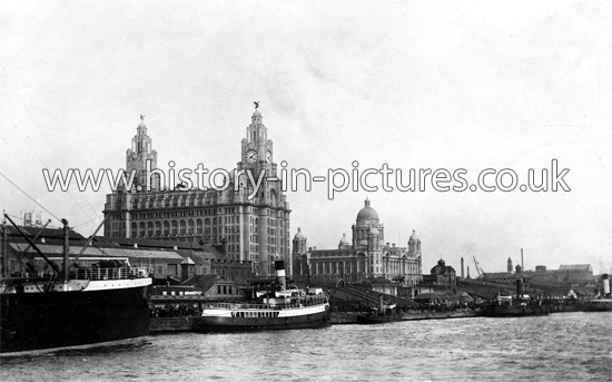 Liver Building taken from Pier Head. Liverpool. c.1915